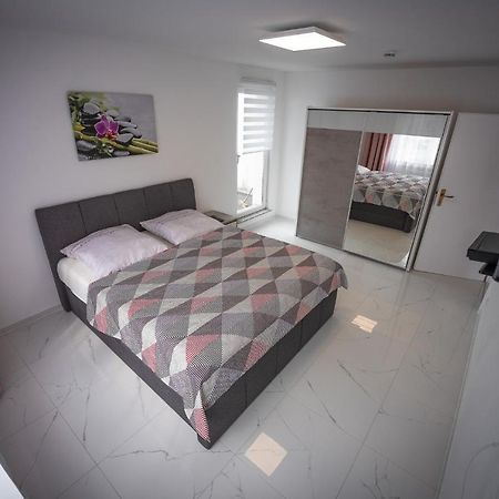 Wunderschoene Ferienwohnung In Solingen-Mitte מראה חיצוני תמונה