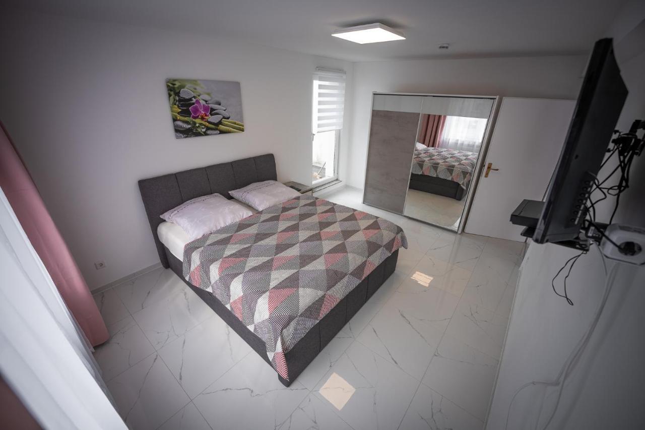 Wunderschoene Ferienwohnung In Solingen-Mitte מראה חיצוני תמונה