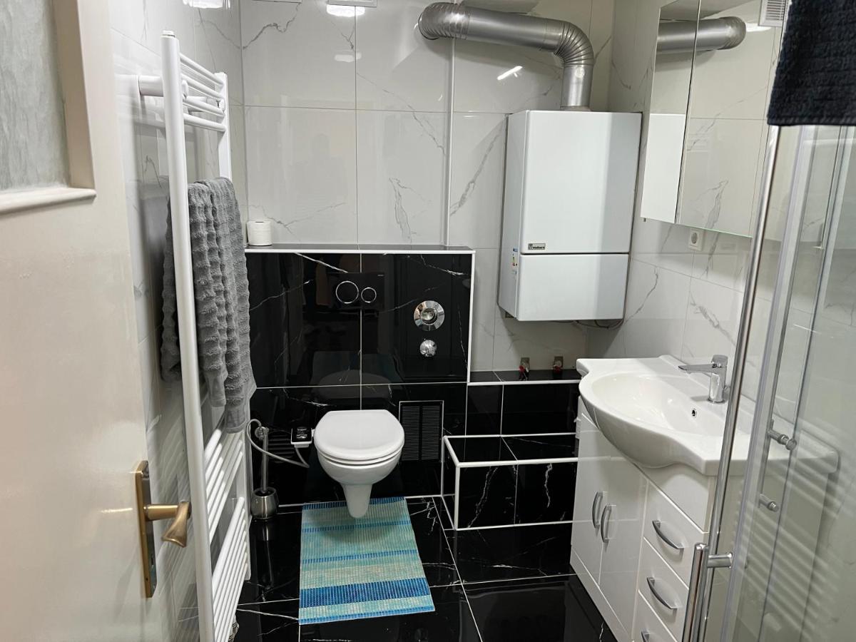 Wunderschoene Ferienwohnung In Solingen-Mitte מראה חיצוני תמונה